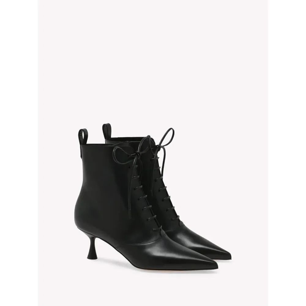 Gianvito Rossi Morganne 55โBlack Calf Lace-Up Booties 36 / 6 US Pointed Toe